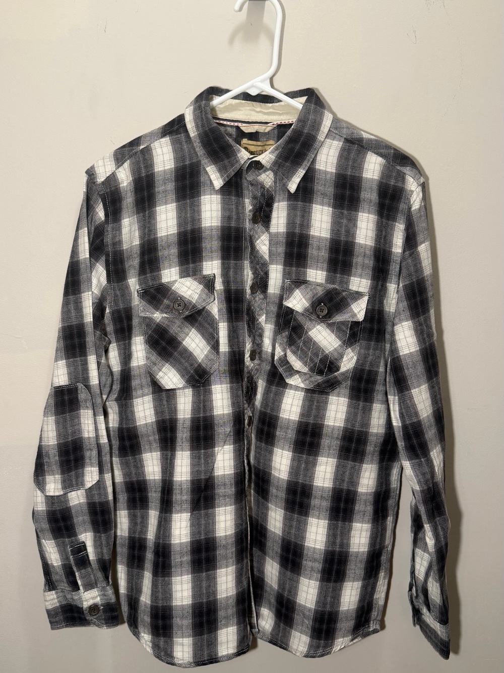 Roebuck & Co Men’s Black White Plaid Flannel Button Up Shirt Size Medium
